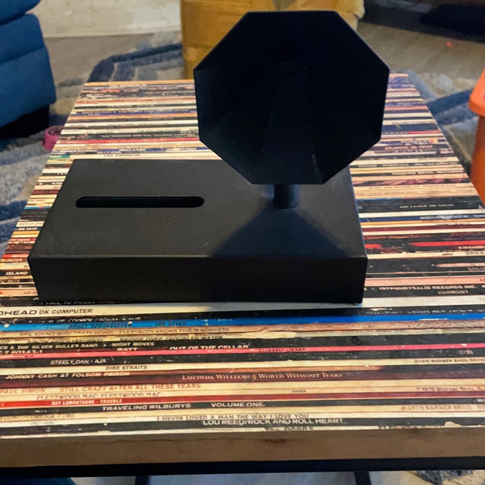 Target Phone Stand with Sound Amplifier